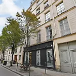 A Jewel In The Heart Of The Marais- 4p 1bdr- *